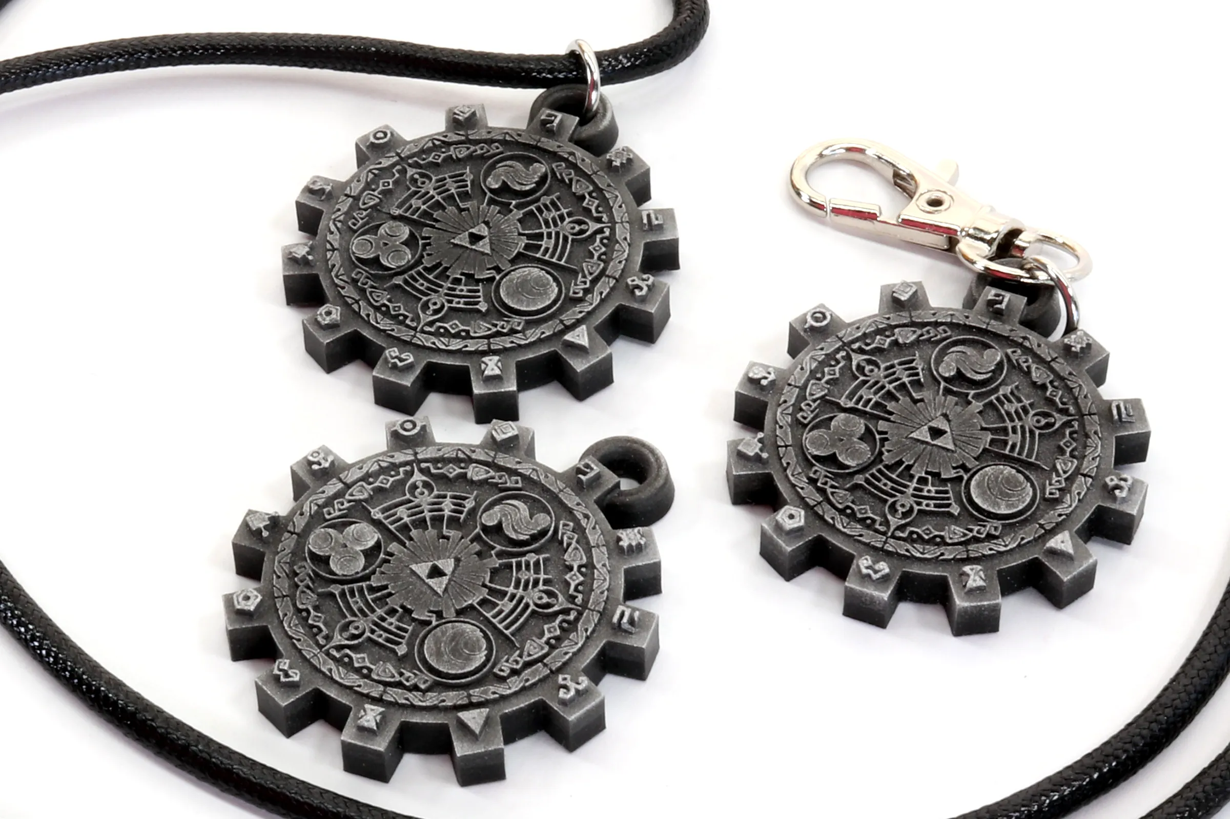 Gate of Time Keychain / Necklace - Legend of Zelda