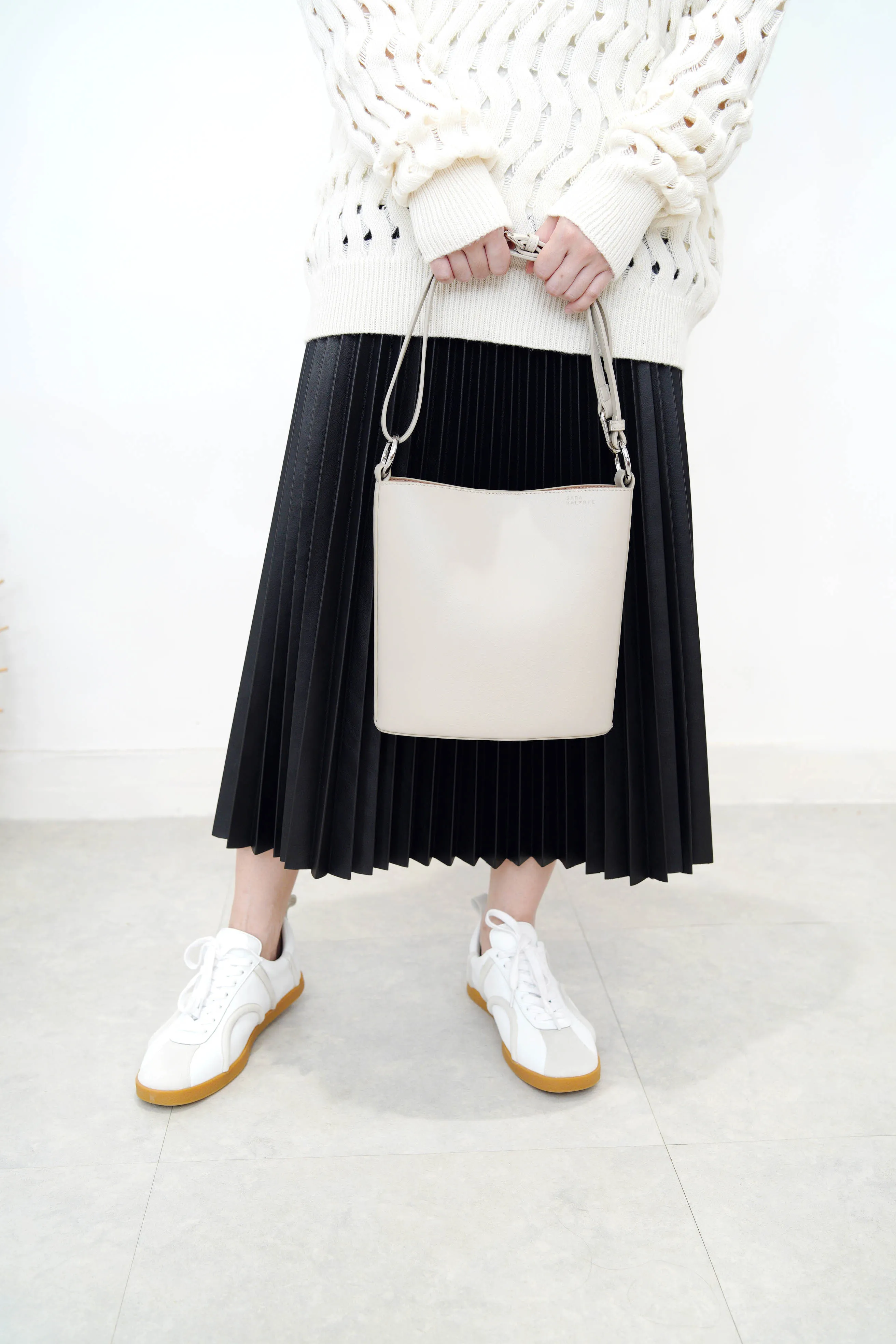 Grey leather bucket bag in 3 ways